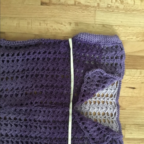 Handmade crocheted top - Picture 3 of 6